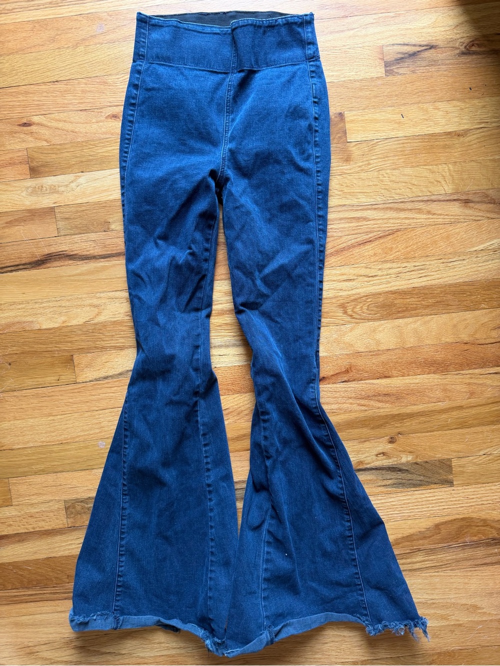 Show Me Your MuMu Dark Blue High-Rise Flare Jeans